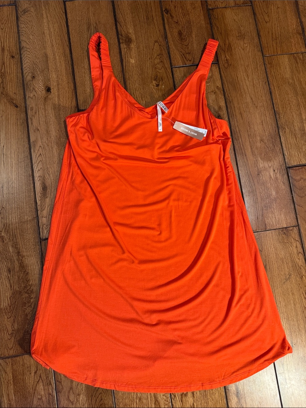 Soma Cool Nights Shirred Strap Chemise in Island Guava sz. M NWT